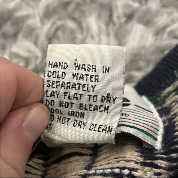 VTG Crystal Kobe Button Down Multicolor Holiday Vest Size 2X - Picture 5 of 7